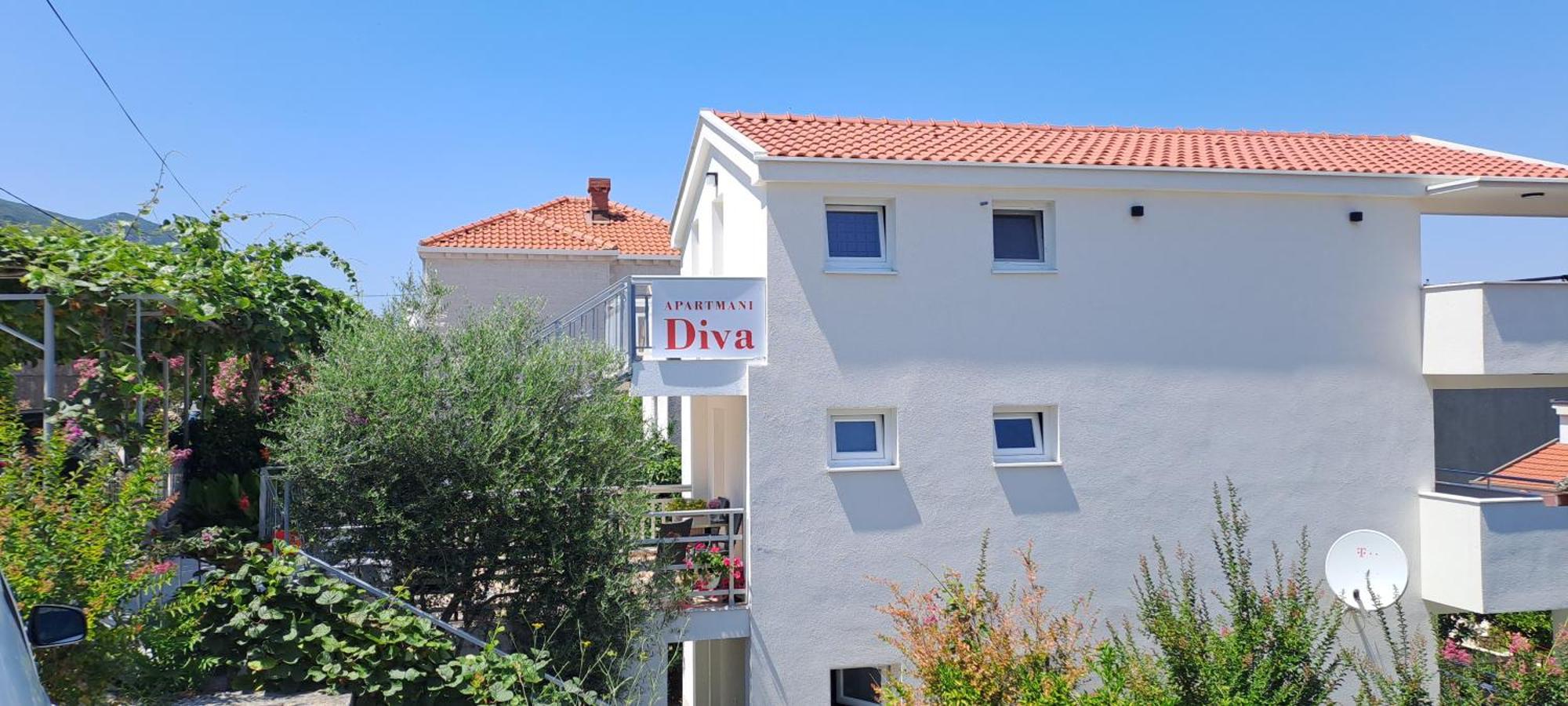 Apartments Diva Стон Екстериор снимка