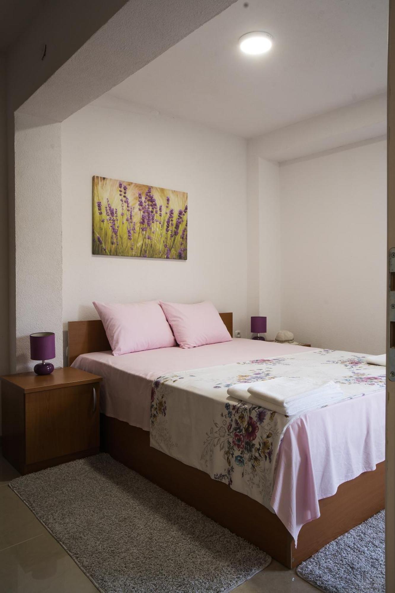 Apartments Diva Стон Екстериор снимка