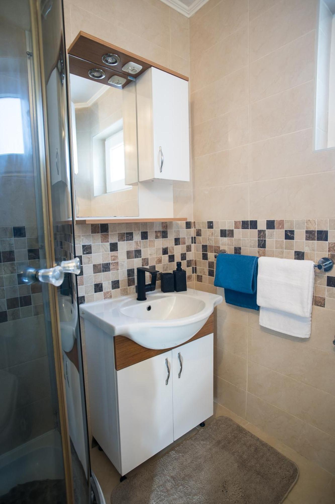 Apartments Diva Стон Екстериор снимка