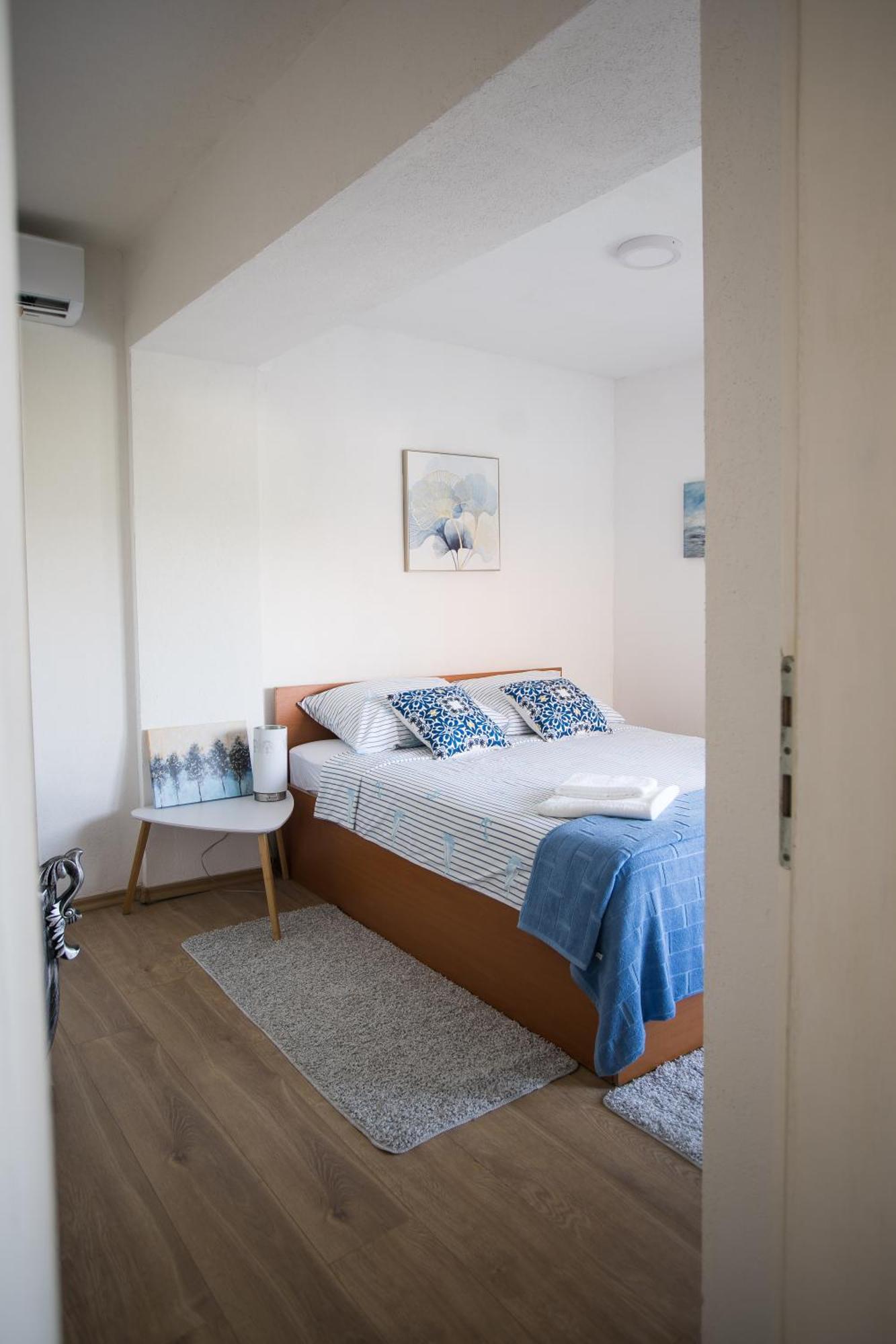 Apartments Diva Стон Екстериор снимка