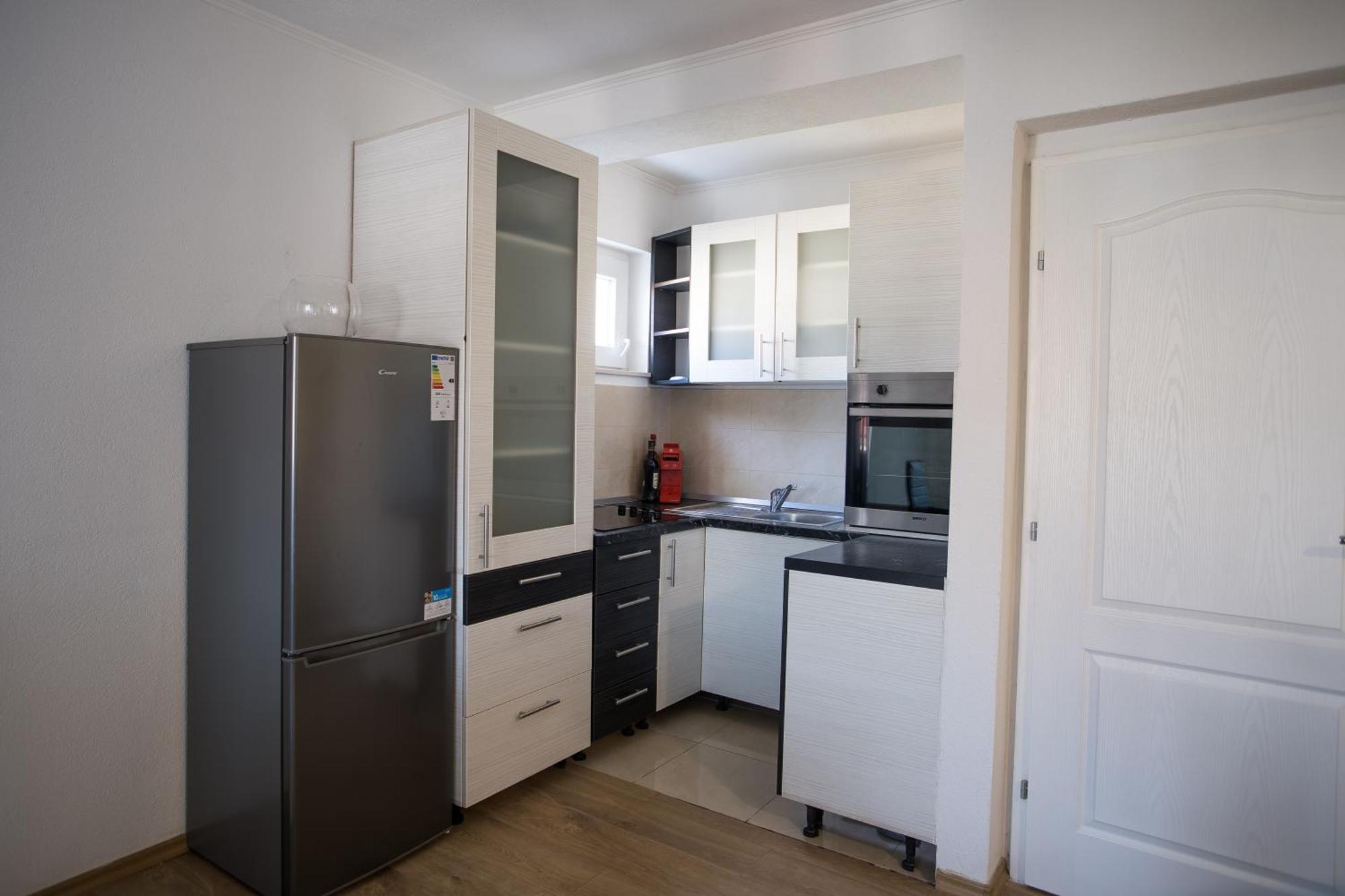 Apartments Diva Стон Екстериор снимка