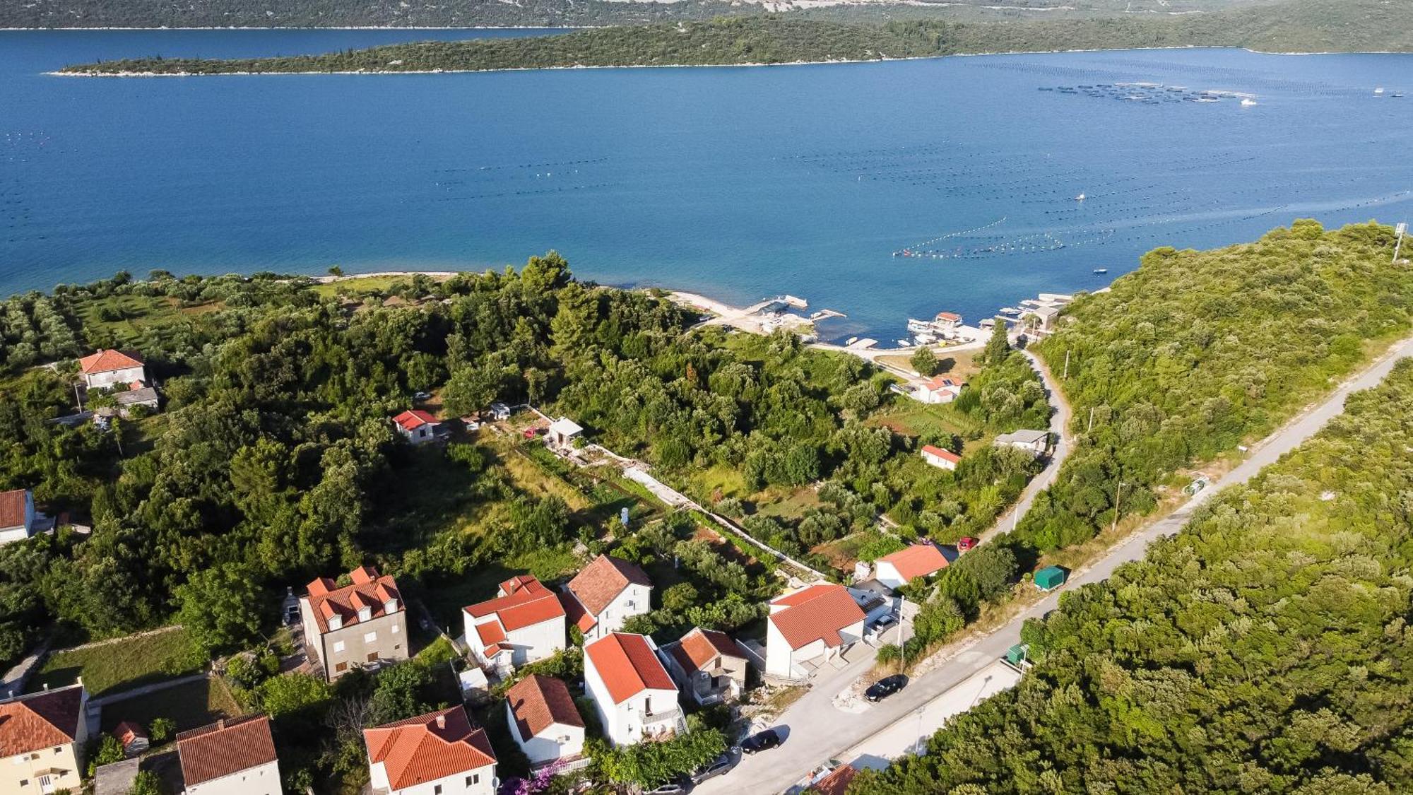 Apartments Diva Стон Екстериор снимка